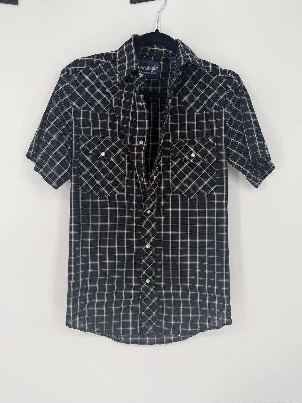 Wrangler Black and White Plaid Short-Sleeve snap button Shirt